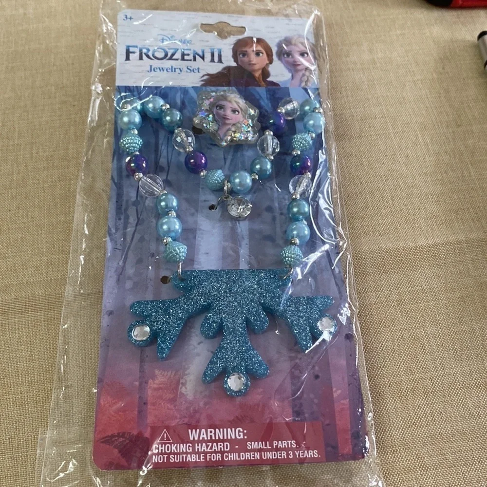 #8-Disney Frozen II Jewelry Set (AO)